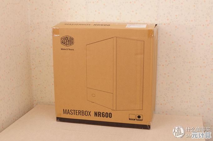 电脑机箱:高性能硬件的理想承载与散热艺术 电脑机箱:高性能硬件的理想承载与散热艺术