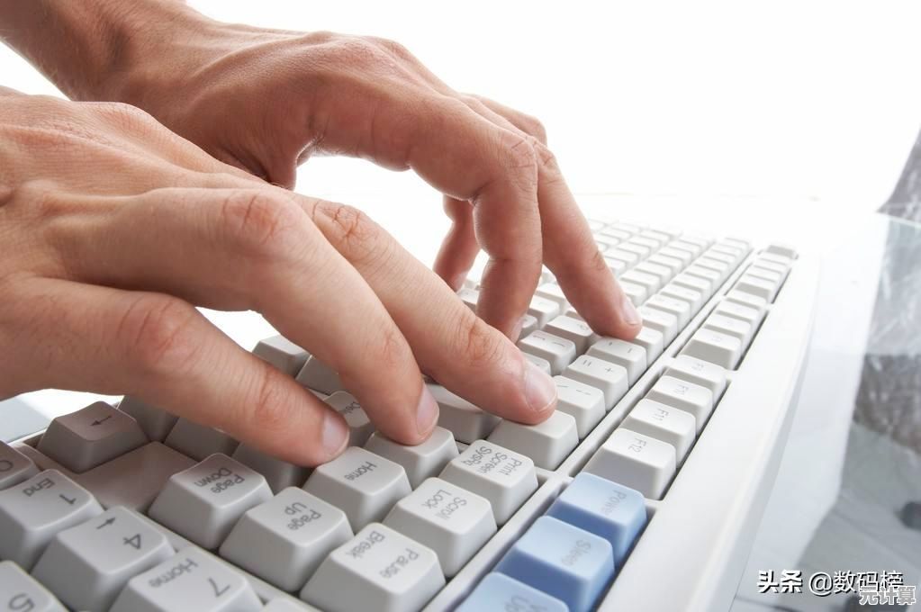提升打字速度的键盘高效练习法，助你指尖流畅如飞！