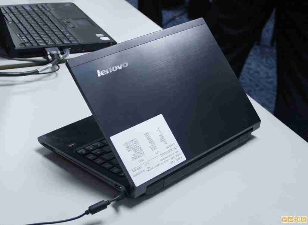 便携设计14寸笔记本，助你高效工作畅享娱乐时光