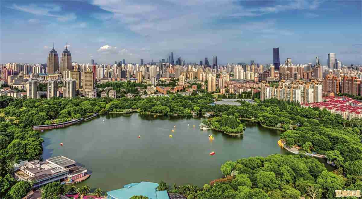 想要在神秘矿山和浩瀚宇宙中飙车？登山赛车2老版本》满足你的所有幻想！